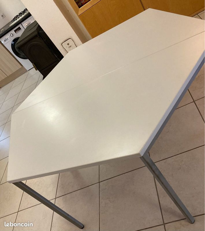 Table hexagonale avec 6 côtés en métal et bois en 2 parties (image 3)