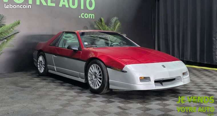 Pontiac Fiero 1987