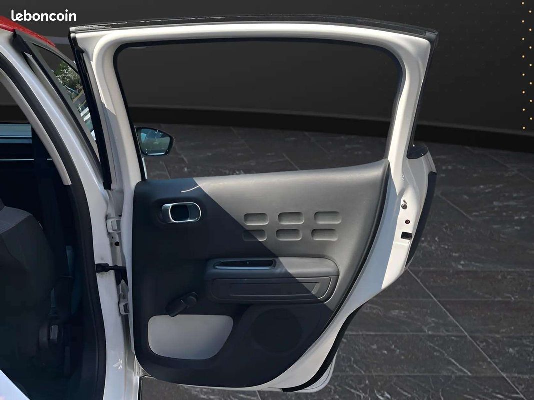 Citroen C3 PURETECH 82CH FEEL S&S E6.D (image 15)