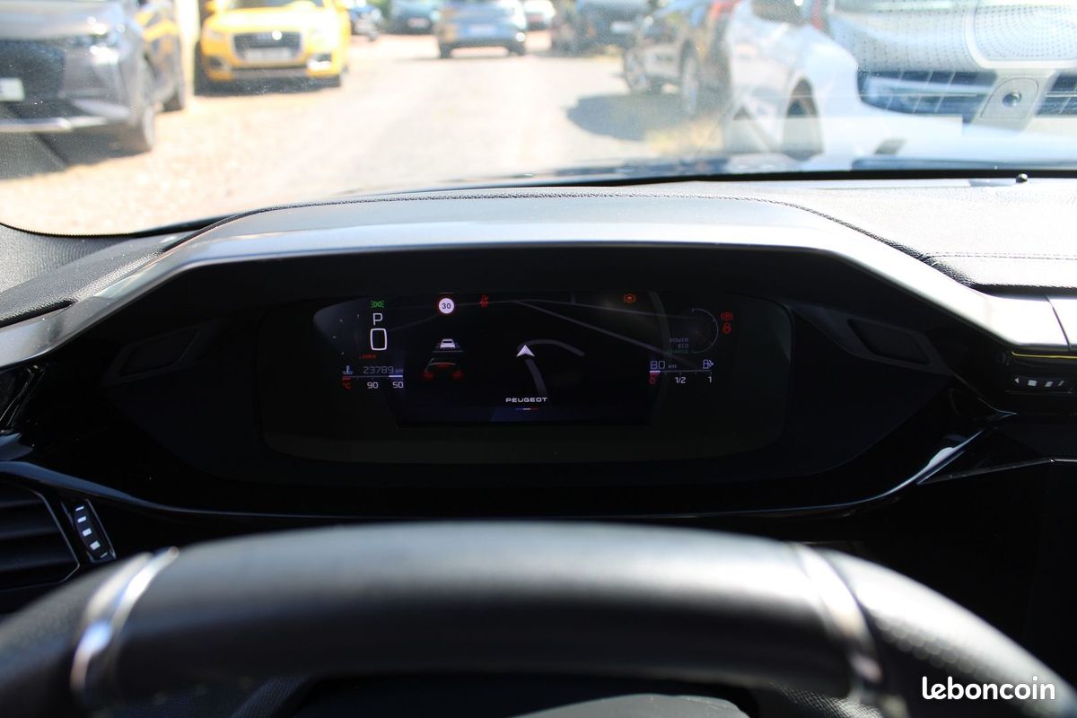 Peugeot 308 PHASE 4 GT HYBRID 145 DSC6 BOITE AUTO CUIR CAMÉRA 360 FULL LEDS RÉGULATEUR ADAPTATIF (image 15)