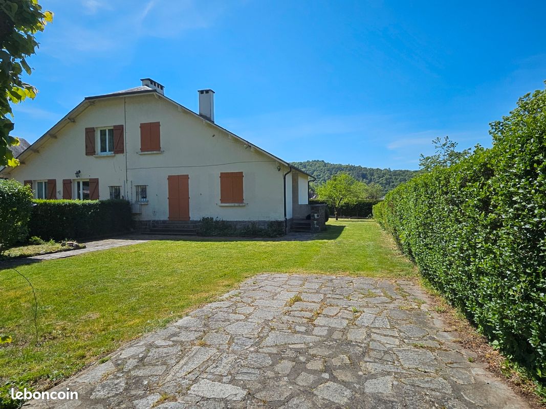 Maison 5 pièces 90 m² · à Trèves · 90 m² · 79 000 €