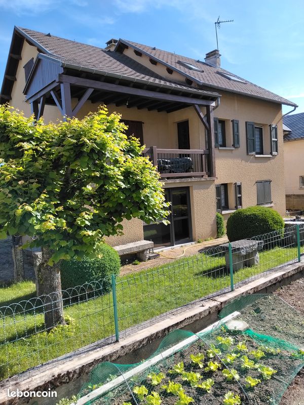 Maison 6 pièces 132 m² · à Saint-Chély-d'Apcher · 131,7 m² · 199 000 €