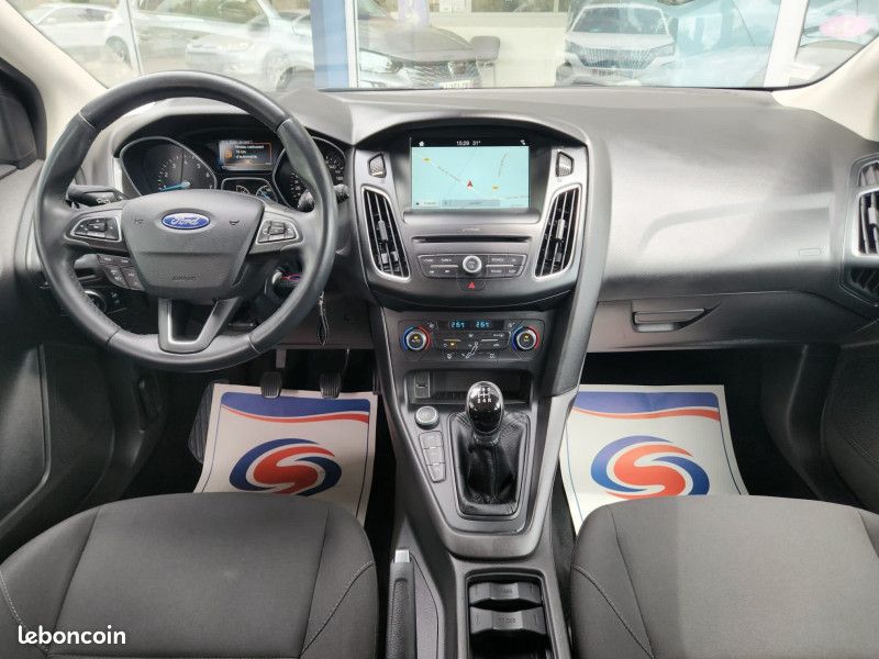 Ford FOCUS 1.0 ECOBOOST 100CH STOP&START TITANIUM (image 4)