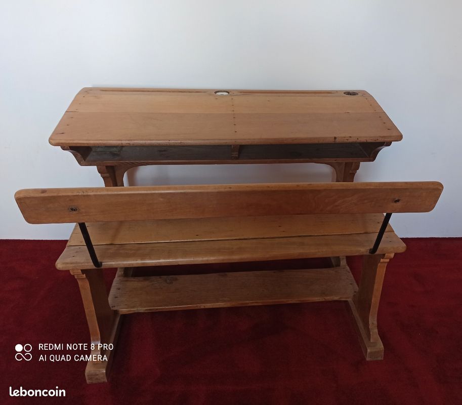 Bureau d'écolier en bois avec pupitre (image 2)