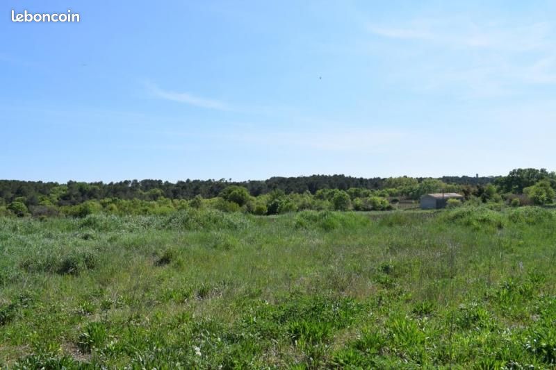 Terrain 500 m² Galargues · 181 900 €
