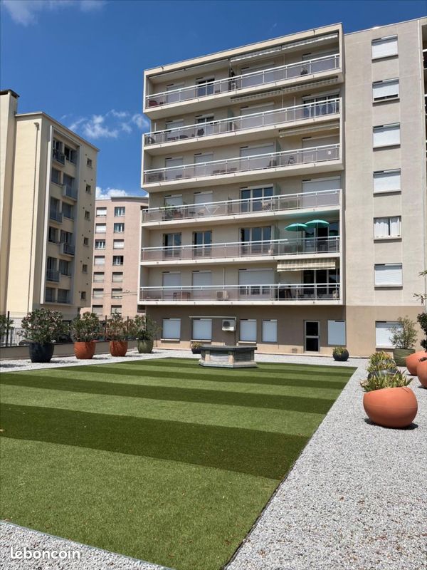 Appartement 4 pièces 86 m² · à Lyon · 86 m² · 269 000 €