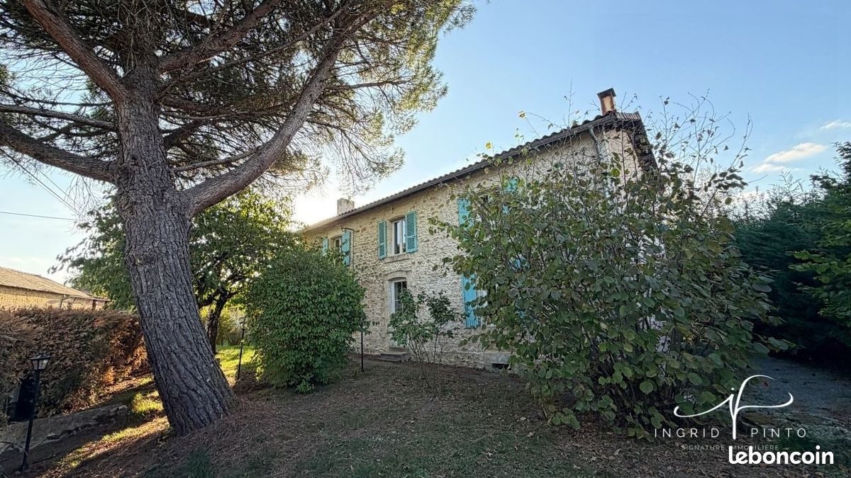 Maison 6 pièces 147 m² · à Verruyes · 147 m² · 194 000 €