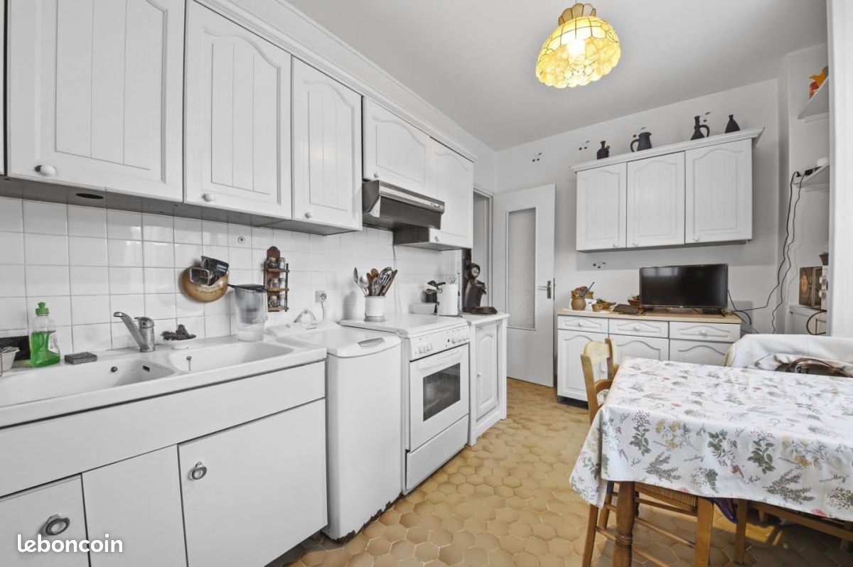 Maison 5 pièces 110 m² · aux Bordes · 110 m² · 135 000 €