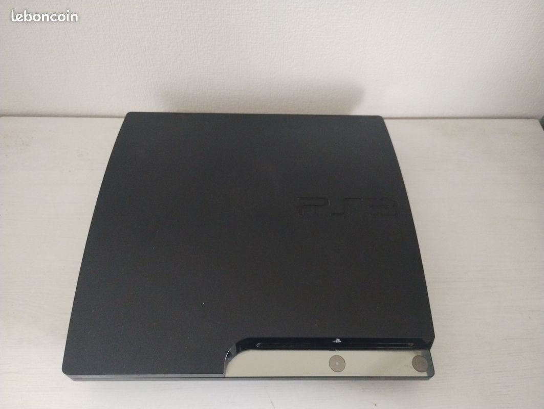 PS3 + 12 jeux + manettes (image 2)