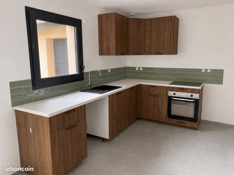 Appartement 4 pièces 85 m² · à Saint-Genis-Laval · 85 m² · 1 300 €