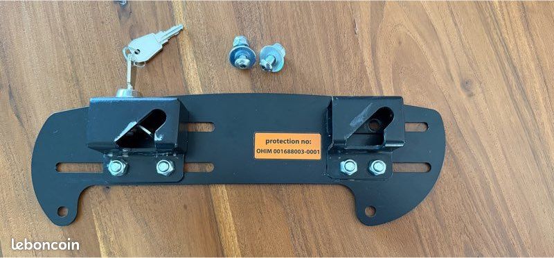 Support Valise Latérale Craftride Pour Harley Softail Standard – Chrome (99-06)
