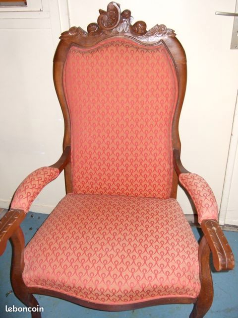 Fauteuil VOLTAIRE restauré à neuf par tapissier (image 7)