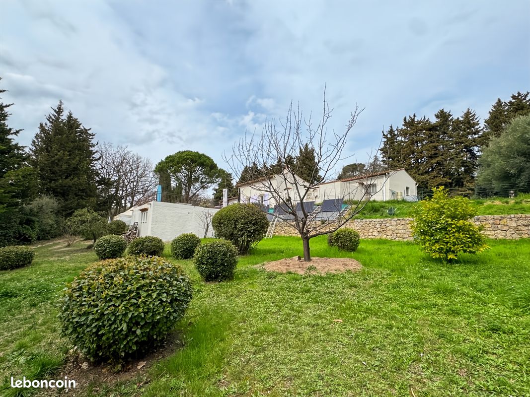 Maison 7 pièces 187 m² · à Montauroux · 187 m² · 590 000 €
