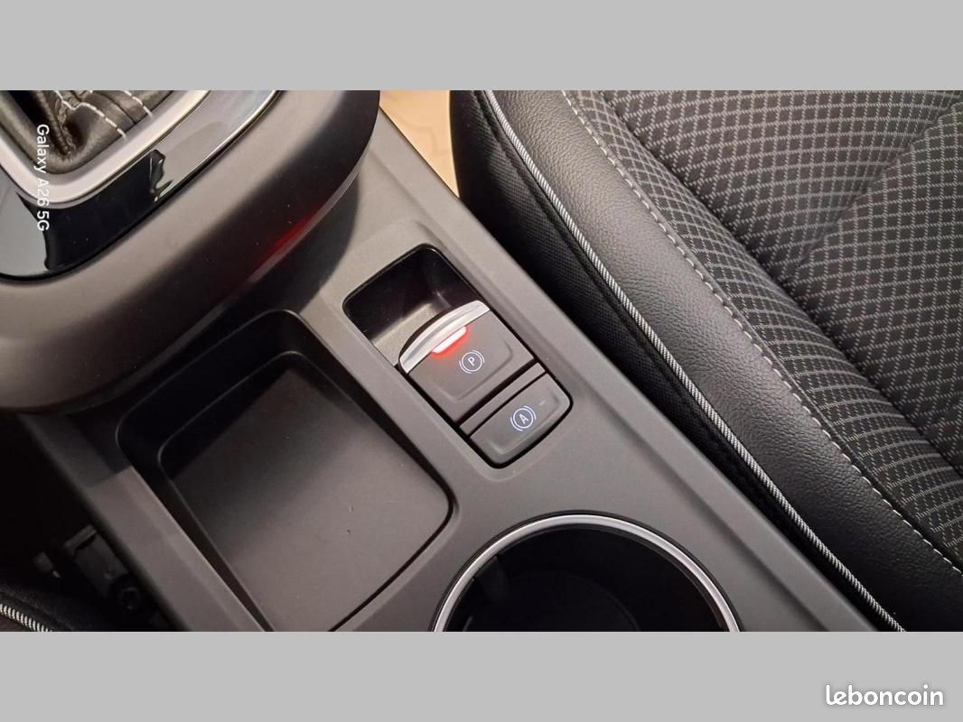 Renault Arkana E-Tech hybride 145 - 22 Techno (image 20)