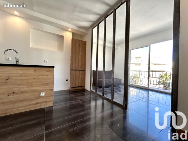 Studio 2 pièces 30 m²