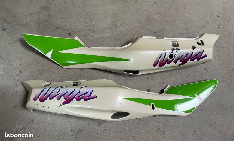 ZX6r 95-97 carénage arrière (image 1)