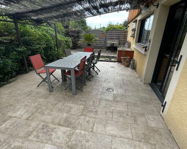 Maison 676 000 € - 245 m²