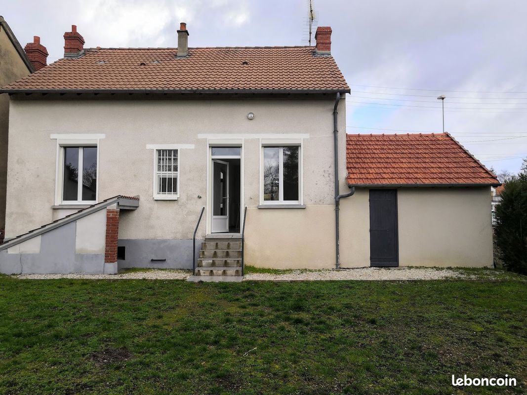 Maison 3 pièces 74 m² · à Villemandeur · 74 m² · 720 €