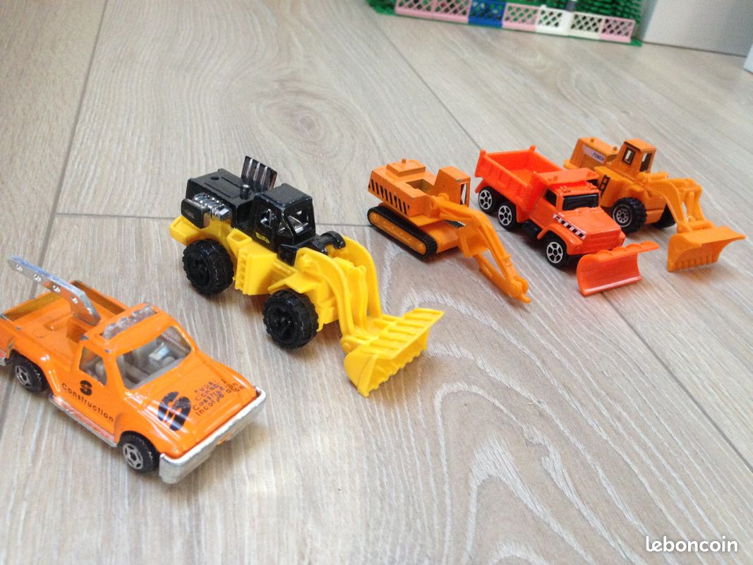 Voitures miniatures chantier bon état (image 3)