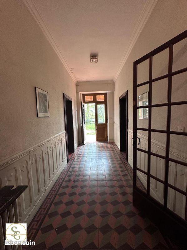 Maison 17 pièces 514 m² · à Gaillac · 514 m² · 680 000 €