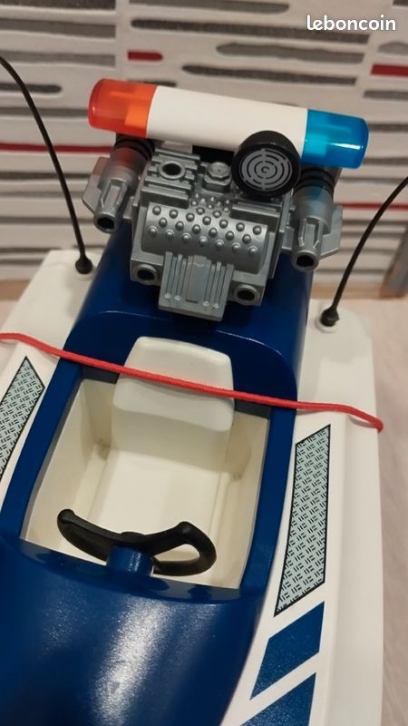 Fourgon et vedette police playmobil (image 5)