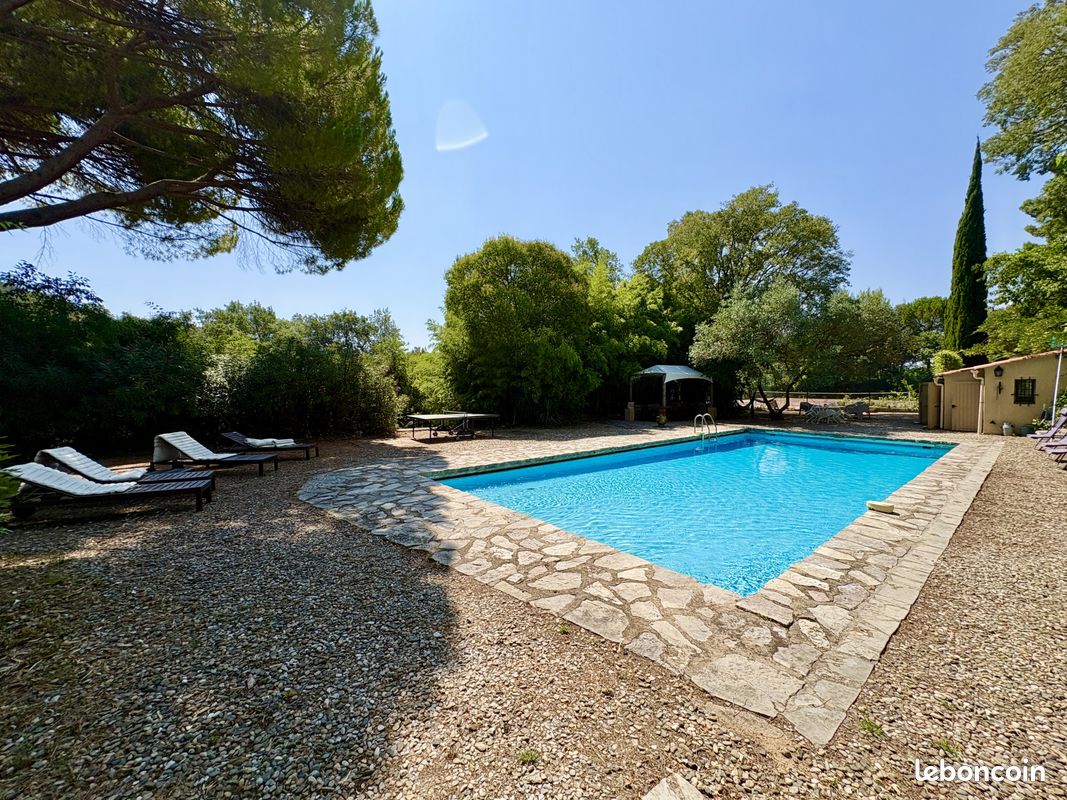 Maison 7 pièces 185 m² · à Le Pouget · 185 m² · 720 000 €