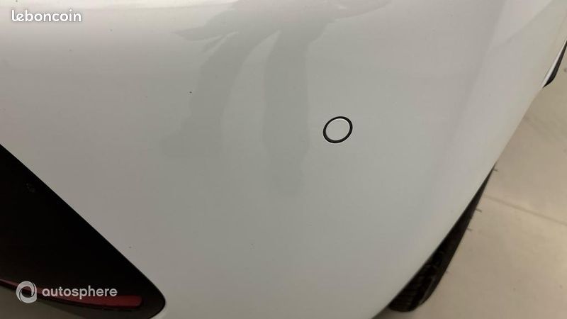 Peugeot 208 e-208 136ch 50 kWh Style (image 21)