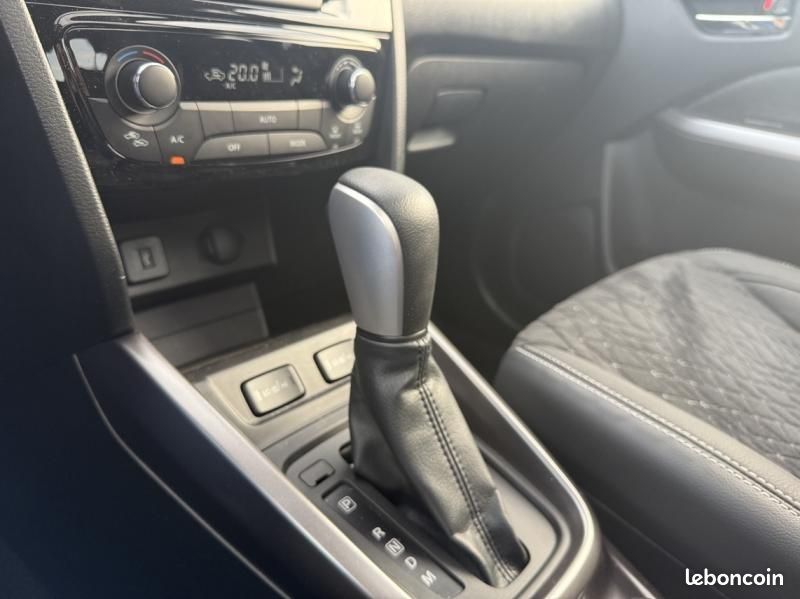 Suzuki Vitara 1.4 Boosterjet Hybrid 110ch Style Auto Allgrip MY25 (image 14)
