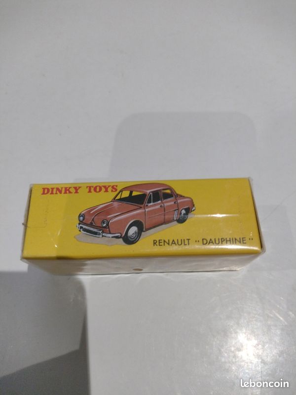 ANCIENNE DINKY TOYS DAUPHINE ETAT PROCHE DU NEUF EN BO MADE