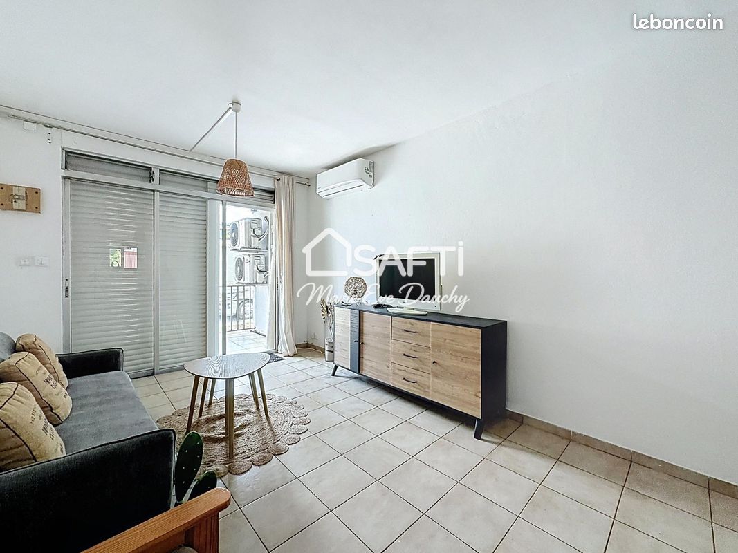 Appartement 3 pièces 82 m² · à Le Gosier · 82 m² · 850 €