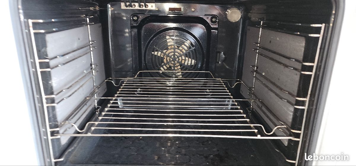 Cuisinière Vitrocéramique THOMSON TCC51.4WH
vitrocéramique THOMSON
TCC51.4WH
Disponibilité des pièce
vitrocéramique THOMSON
TCC51.4WH
Disponibilité des pièce (image 2)
