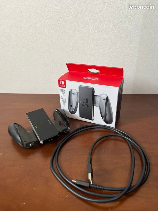 Nintendo Switch Oled + jeu & accéssoires (image 12)