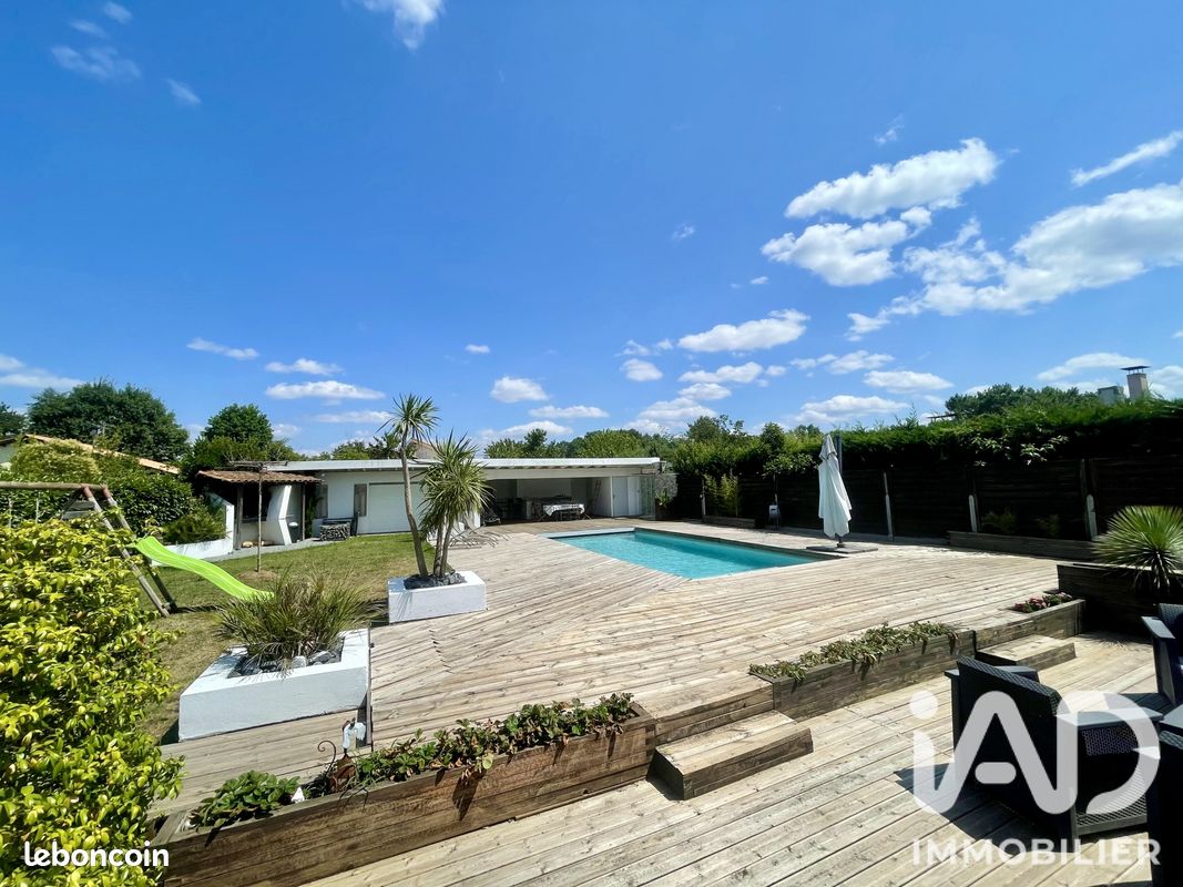 Maison 7 pièces 146 m² · à Eysines · 146 m² · 650 000 €