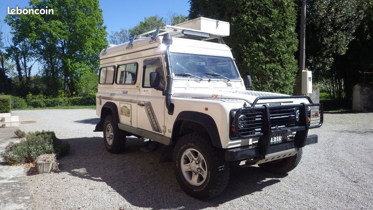 Defender 110 - 300 TDI - aménagé - Première main (image 1)