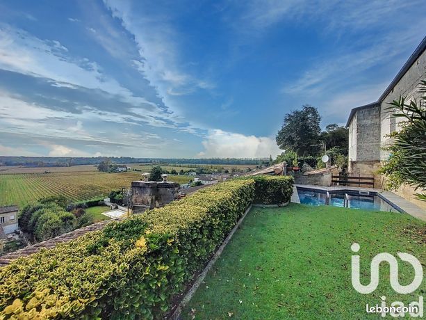 Maison de village 5 pièces 240 m²