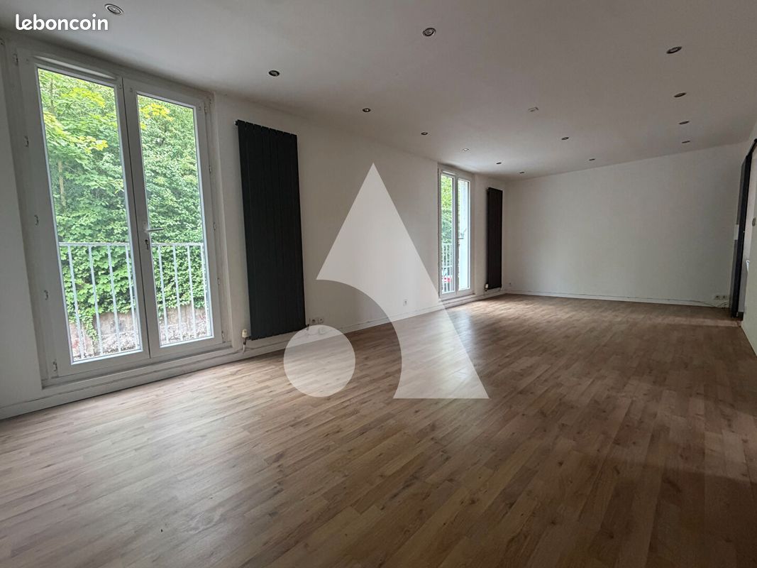 Appartement 2 pièces 54 m² · à Évreux · 54 m² · 100 000 €