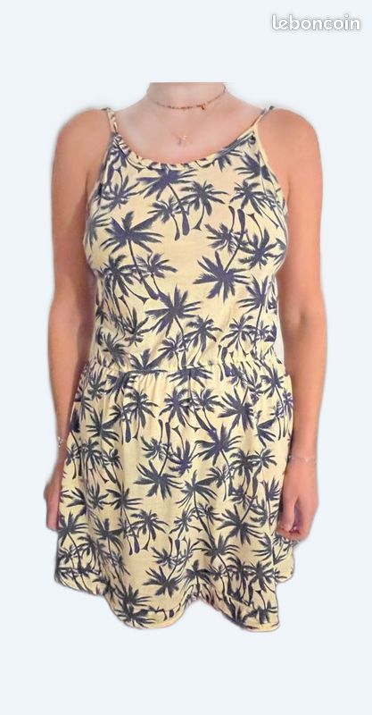 Robe L’effet pei neuve sans étiquette (image 1)