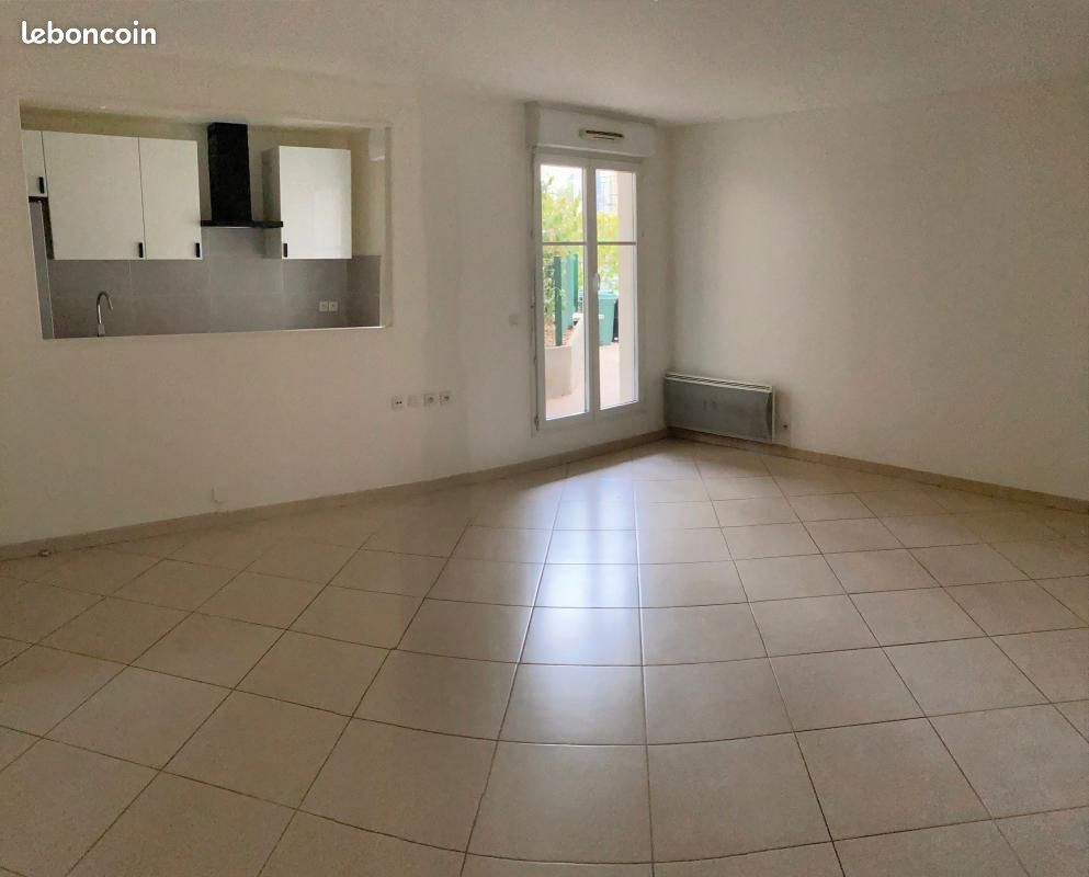 Appartement a louer noisy-le-grand - 4 pièce(s) - 72 m2 - Surfyn