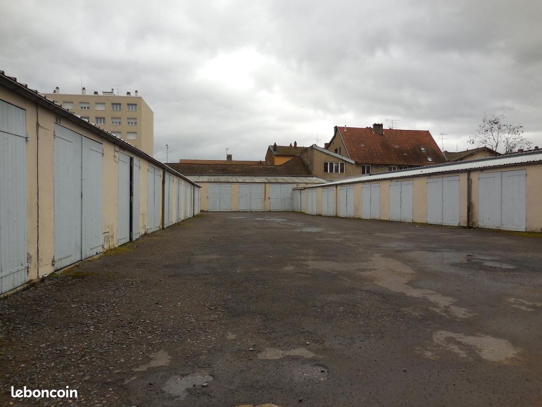 Parking MACON · à Mâcon · 63 €/mois