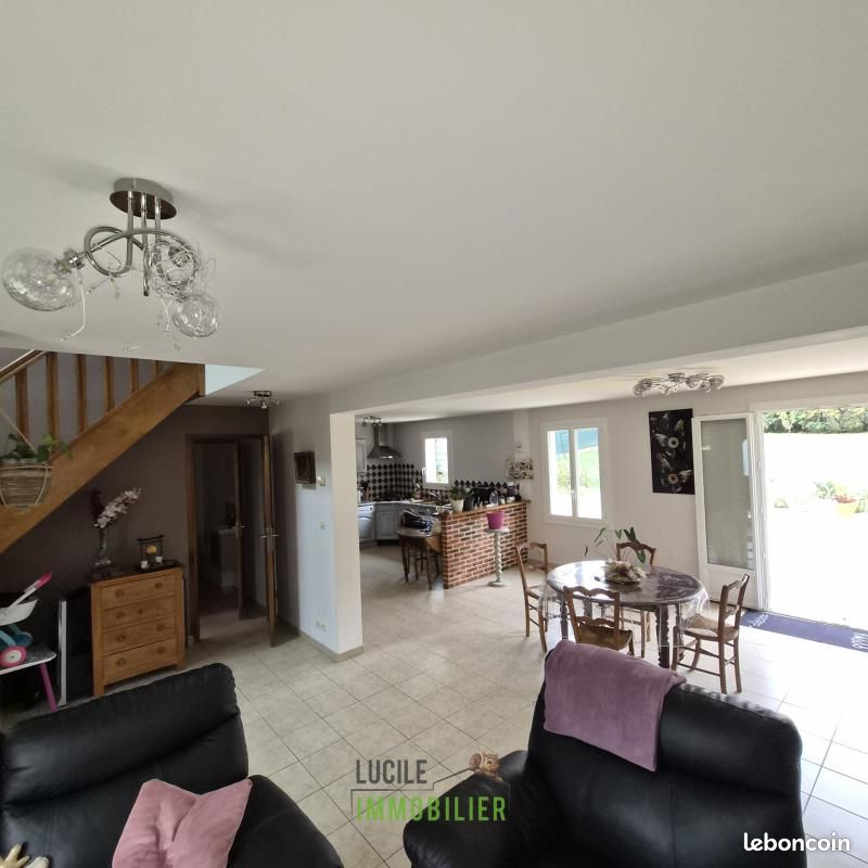 Maison 6 pièces 143 m² · à Bailleul-sur-Thérain · 143 m² · 362 000 €