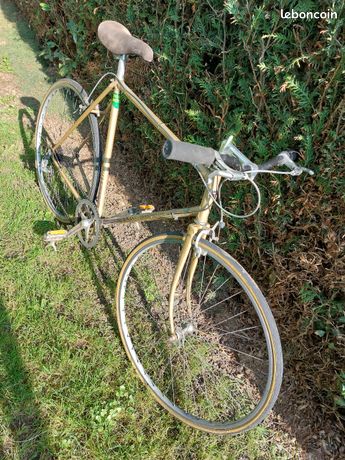 CYCLISTES VINTAGE EUR 8,90 - FR