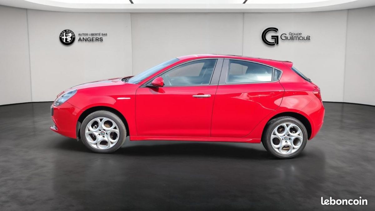 Alfa Romeo Giulietta Série 2 1.6 JTDm 120 ch S&S Super (image 2)
