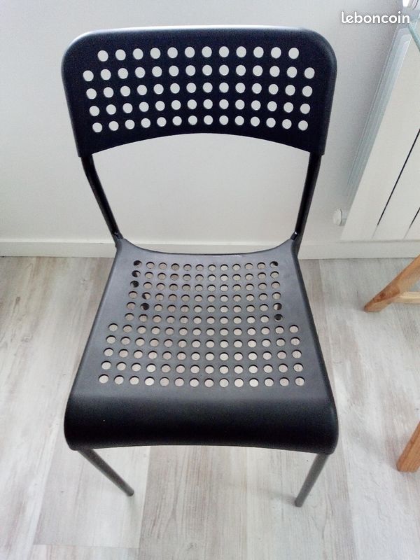 Ensemble table et 2 chaises (image 3)