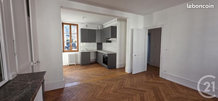 Appartement 4 pièces 80 m²