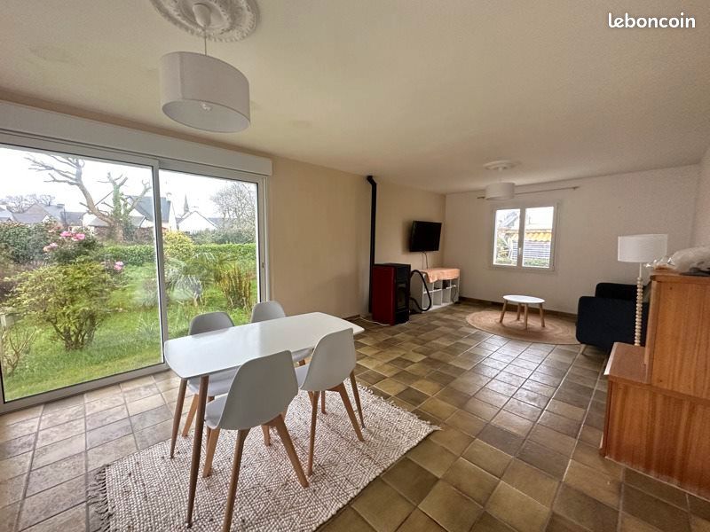 Maison 2 pièces 67 m² · à Poullan-sur-Mer · 67 m² · 705 €