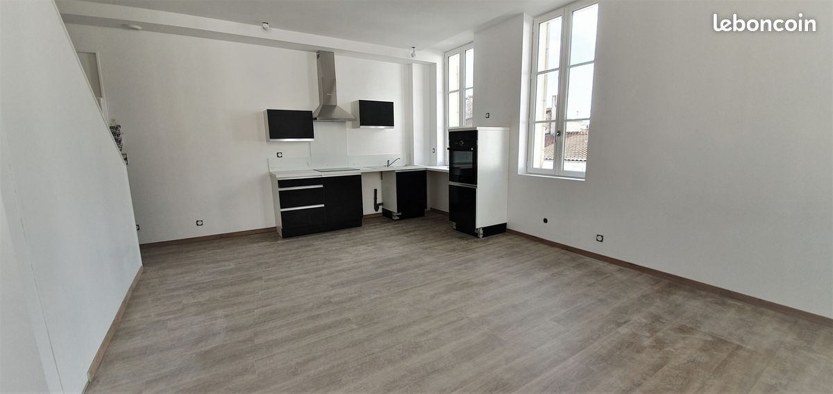 Appartement 3 pièces 70 m² · à Rochefort · 70 m² · 697 €/mois