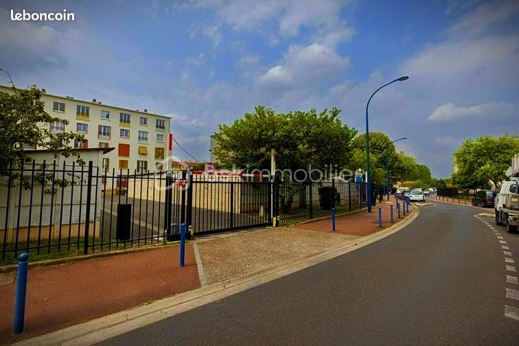 Parking 13 m² · à Drancy · 13 m² · 16 000 €