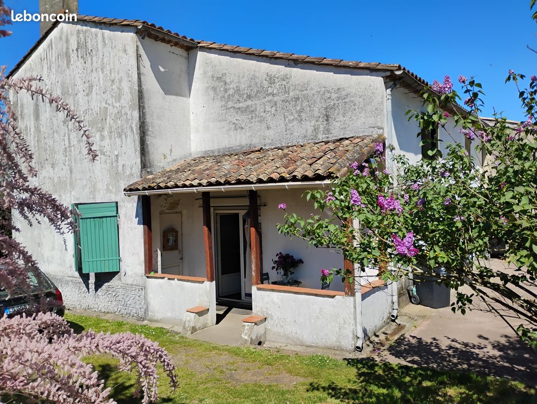 Maison 5 pièces 177 m² · à Vayres · 177 m² · 160 000 €