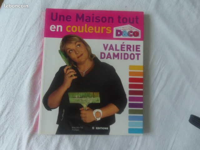 Une maison tout en couleurs de Valérie Damidot (image 1)