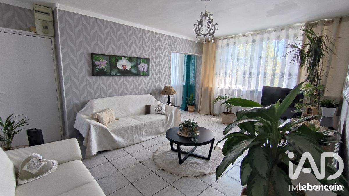 Appartement 4 pièces 65 m² · à Mourenx · 65 m² · 65 000 €